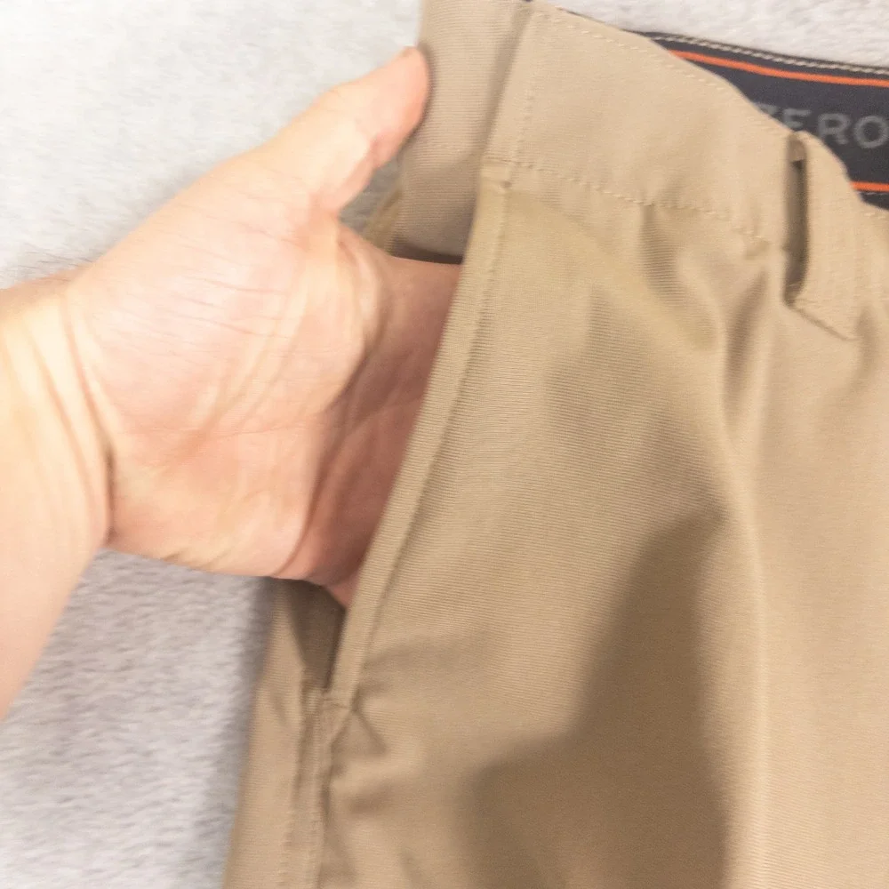 ZeroXposur Mens Performance Cargo Shorts Tan Khaki Stretch Hiking Golf Size 40